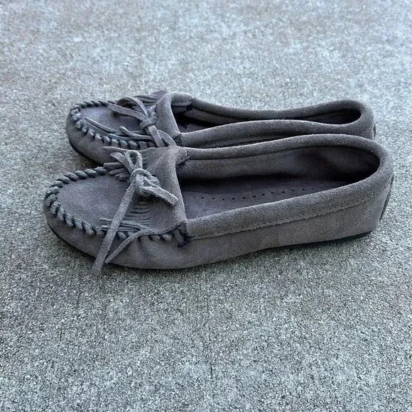 Minnetonka Suede Moccasin Women’s Size 7 - Picture 1 of 9